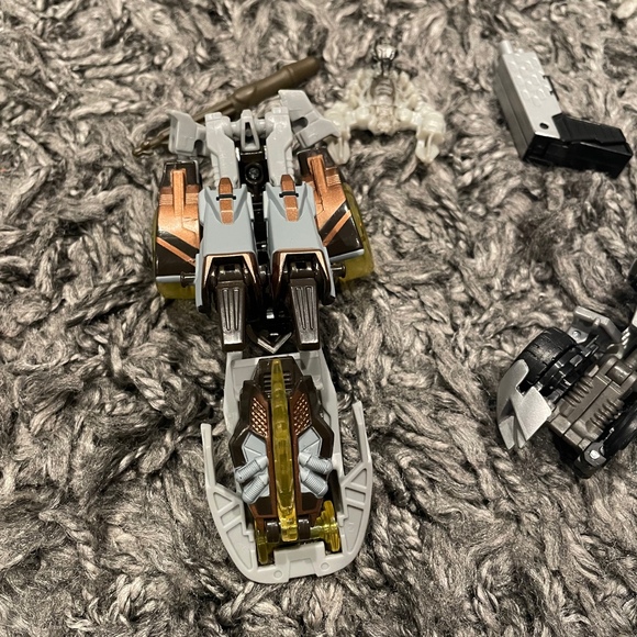 Hasbro Transforms Bundle Movie Classic Toys Memorabilia Collectible - Picture 7 of 8